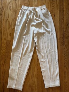 St John sz 10 sportswear by Marie Gray Cream Knit Tapered Pants good condition